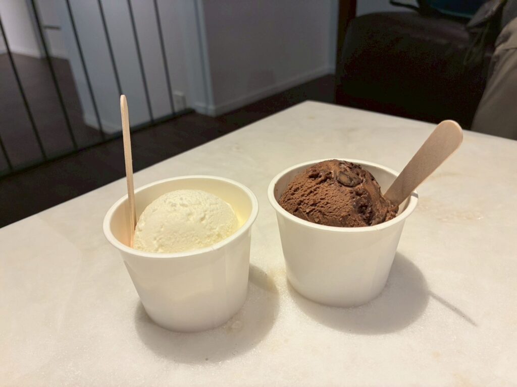 2日目はバニラとブラウニー。おいしい…!