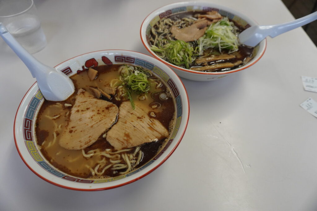 蜂屋の醤油ラーメン。