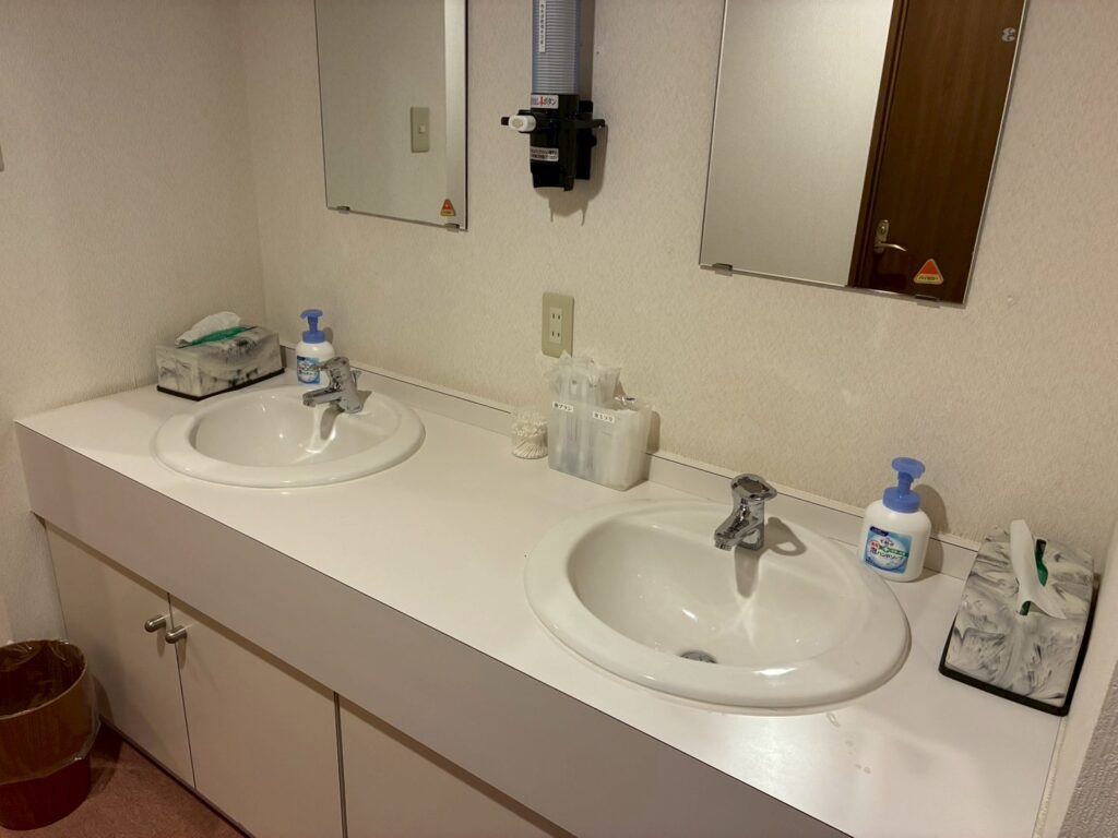 洗面台も綺麗。