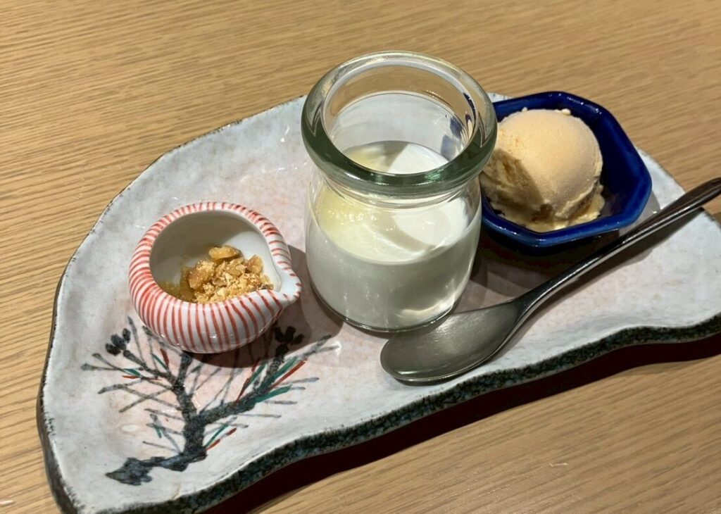 ジェラートとプリン。キャラメル味のジェラートでした!