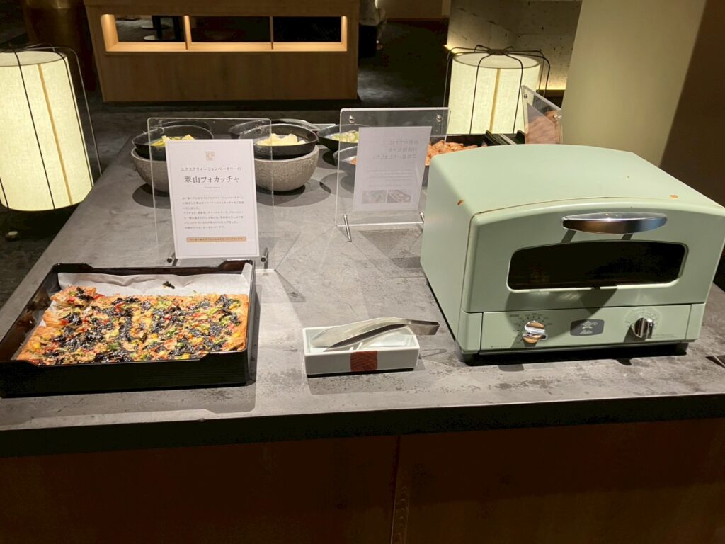 夜にはフォカッチャも。