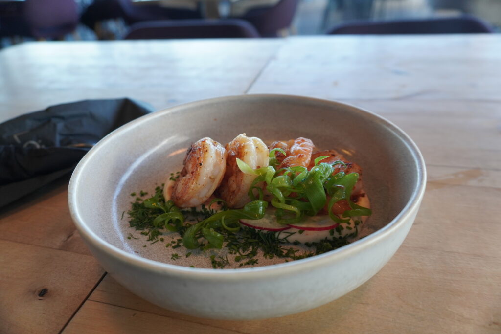 忘れたけど、かなり良い値段の海老でした(笑)