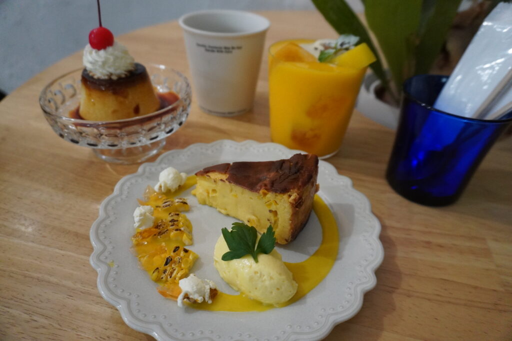 とうきびシーズンに訪問。飲み物はせっかくなのでオリジナルカクテルを注文。