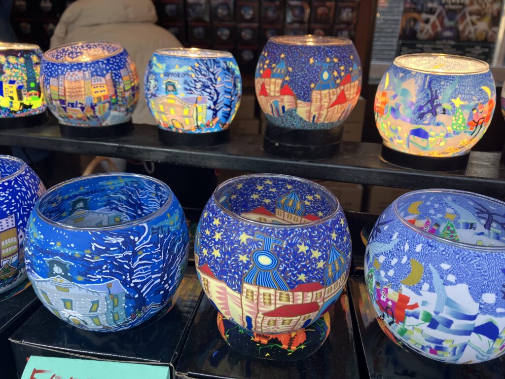 キャンドルホルダー2,000円。