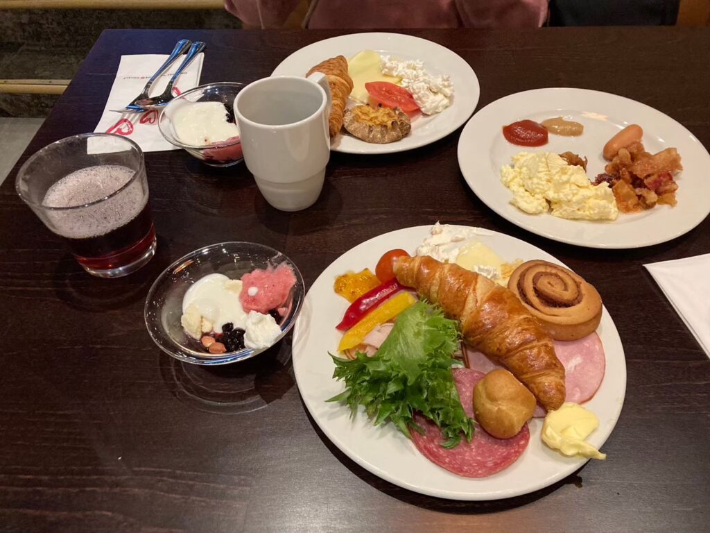 これ1日目の朝食かも(笑)