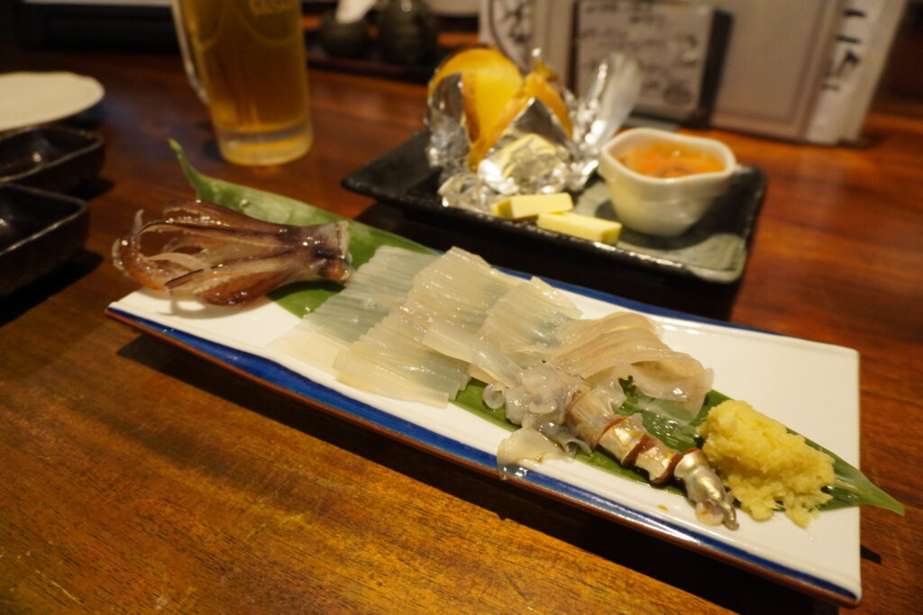 イカ、とってもおいしかった!塩辛を添えたじゃがバターも最高◎