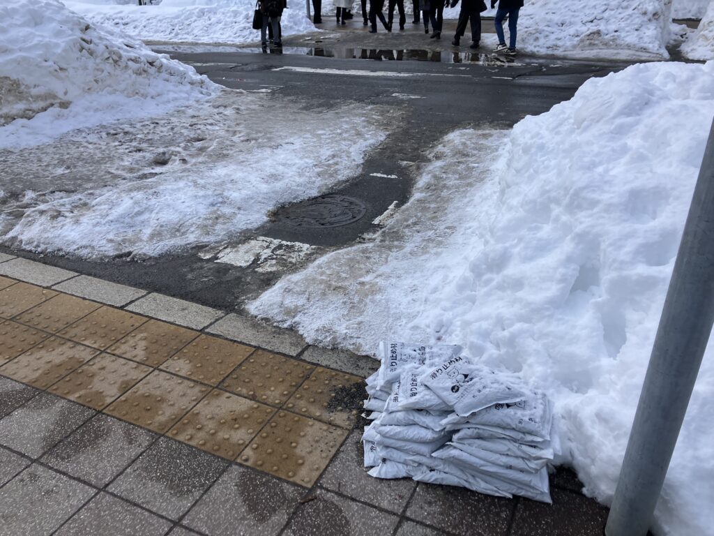 会場の足元の状況（2/6時点）