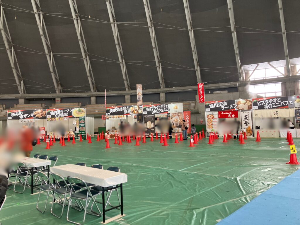 有名な飲食店が多数出店していました。
