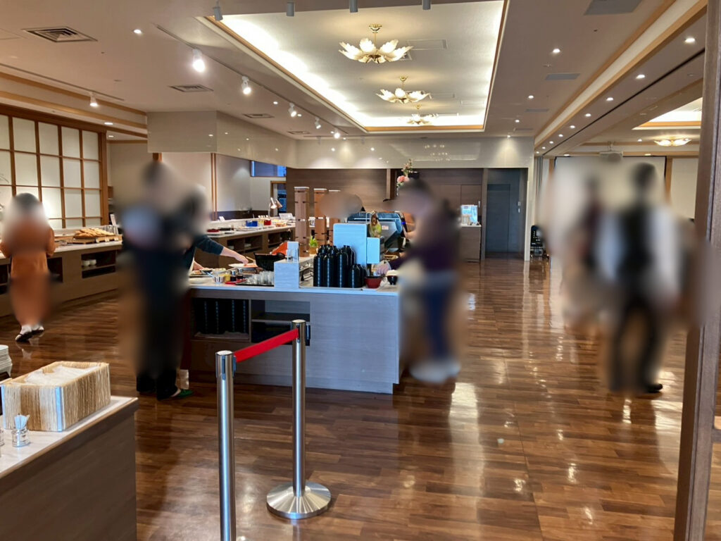 コンパクトな会場ですが、おいしかったです！