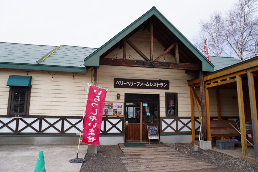 12時頃はほぼ満席。ファミリーで賑わっていました。