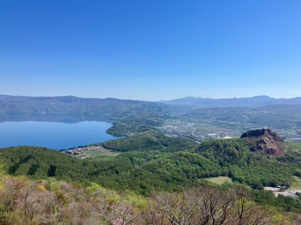 昭和新山と洞爺湖。壮大。