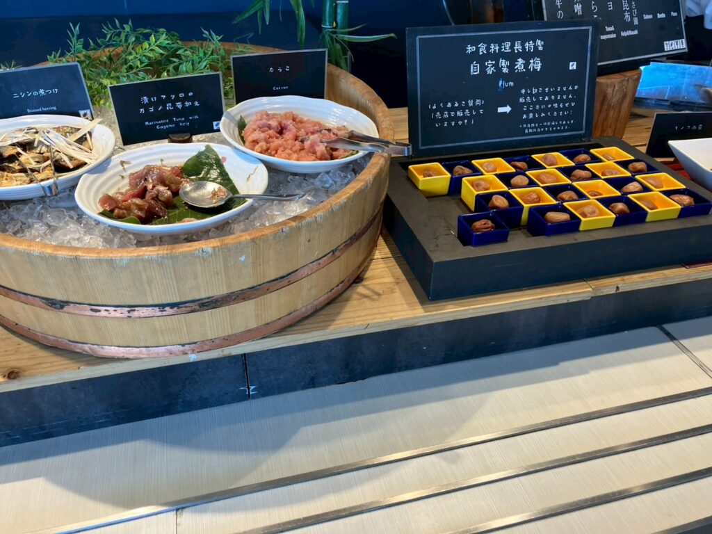 朝の梅干しがおいしい。