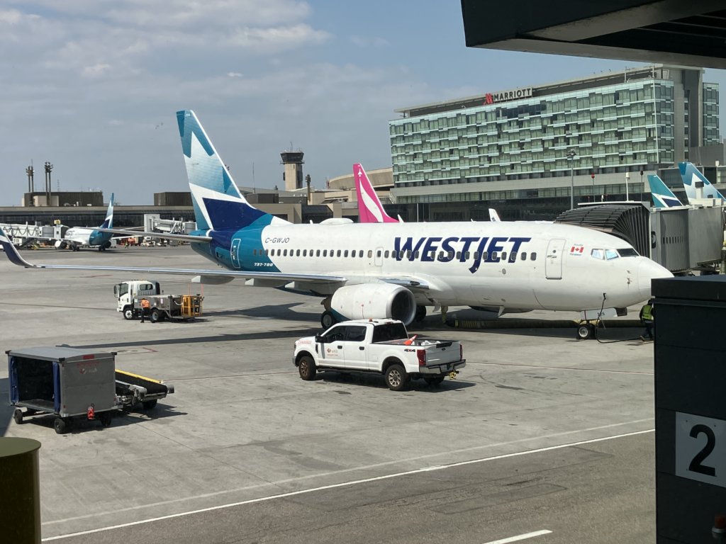 初めてのWestJet✈