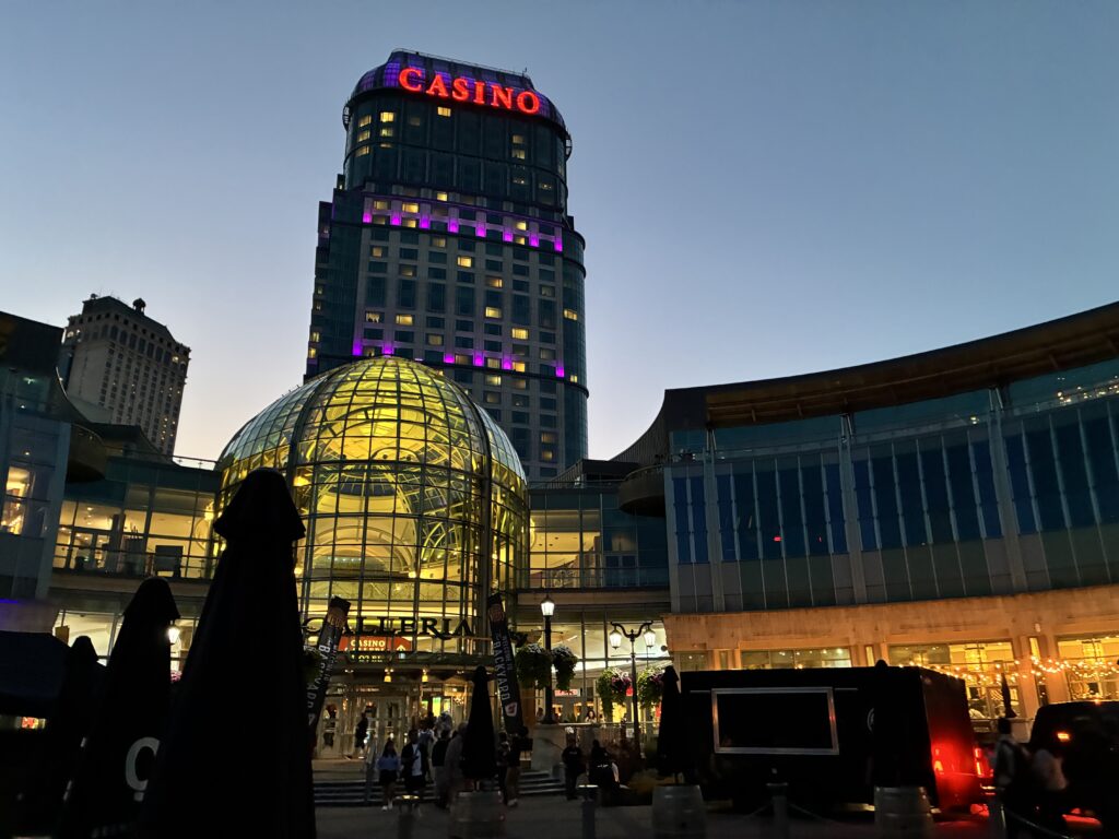 CASINO