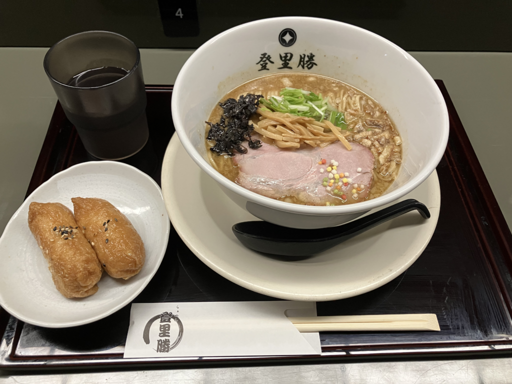背脂醤油。おいしすぎる、しみました。