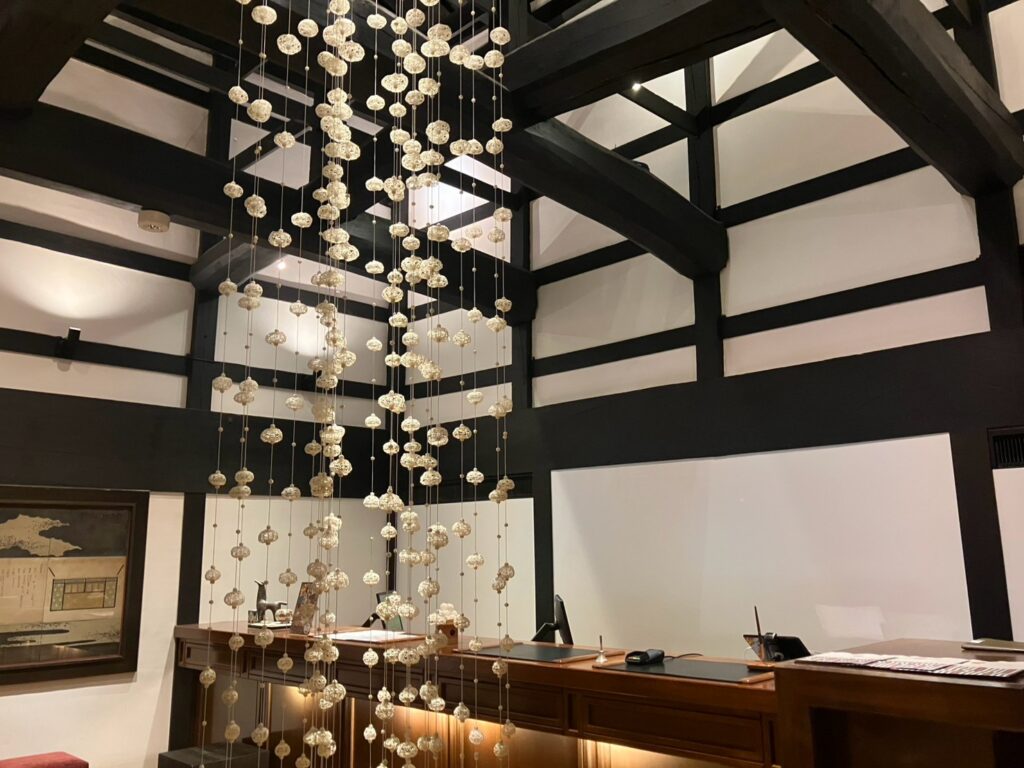 フロントには水引。