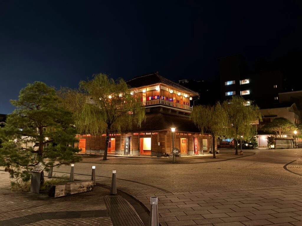 夜はさらに趣きが。